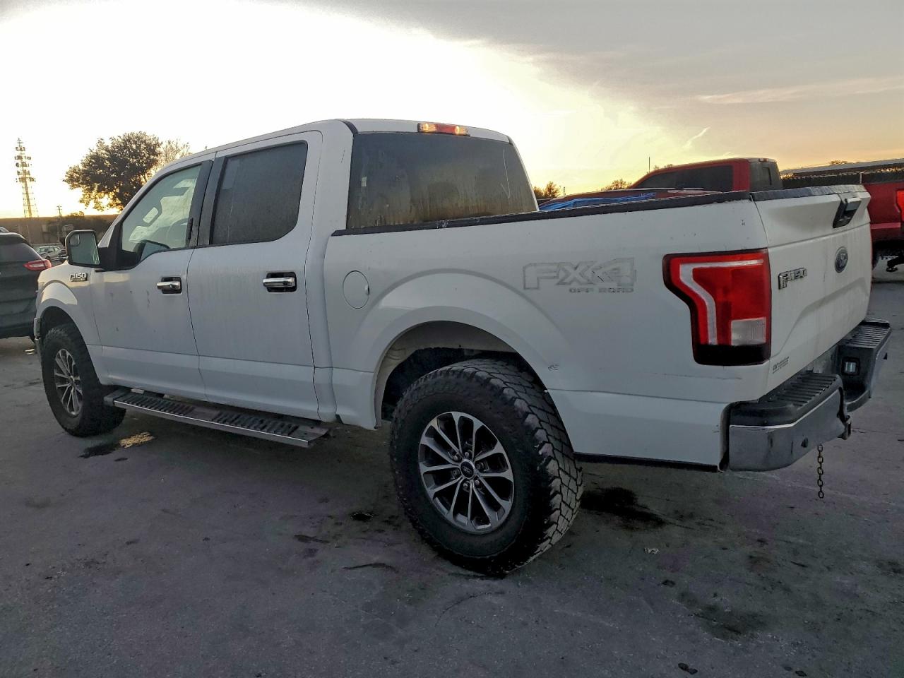 2017 FORD F150 SUPERCREW photo 2