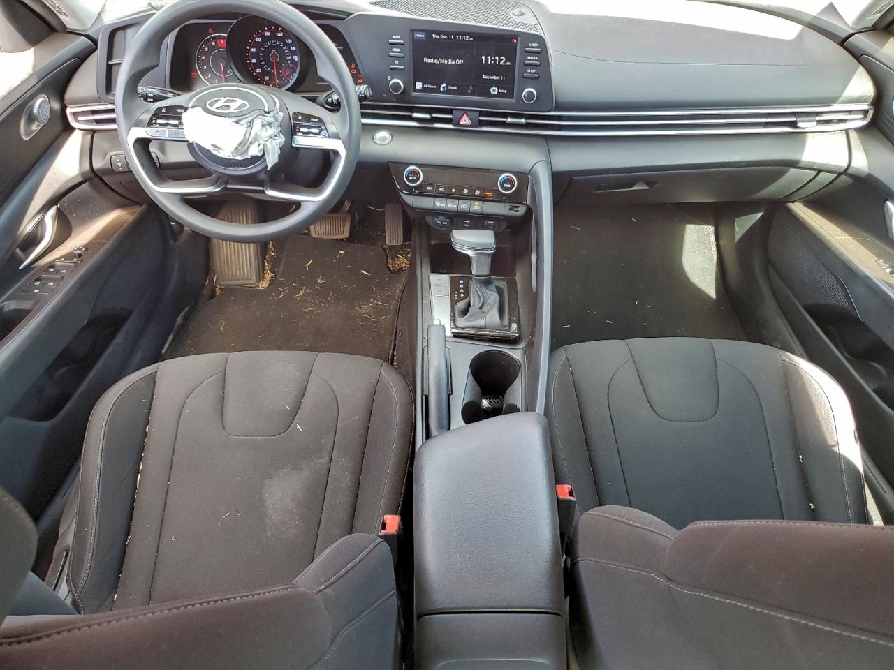 2022 HYUNDAI ELANTRA SEL photo 8