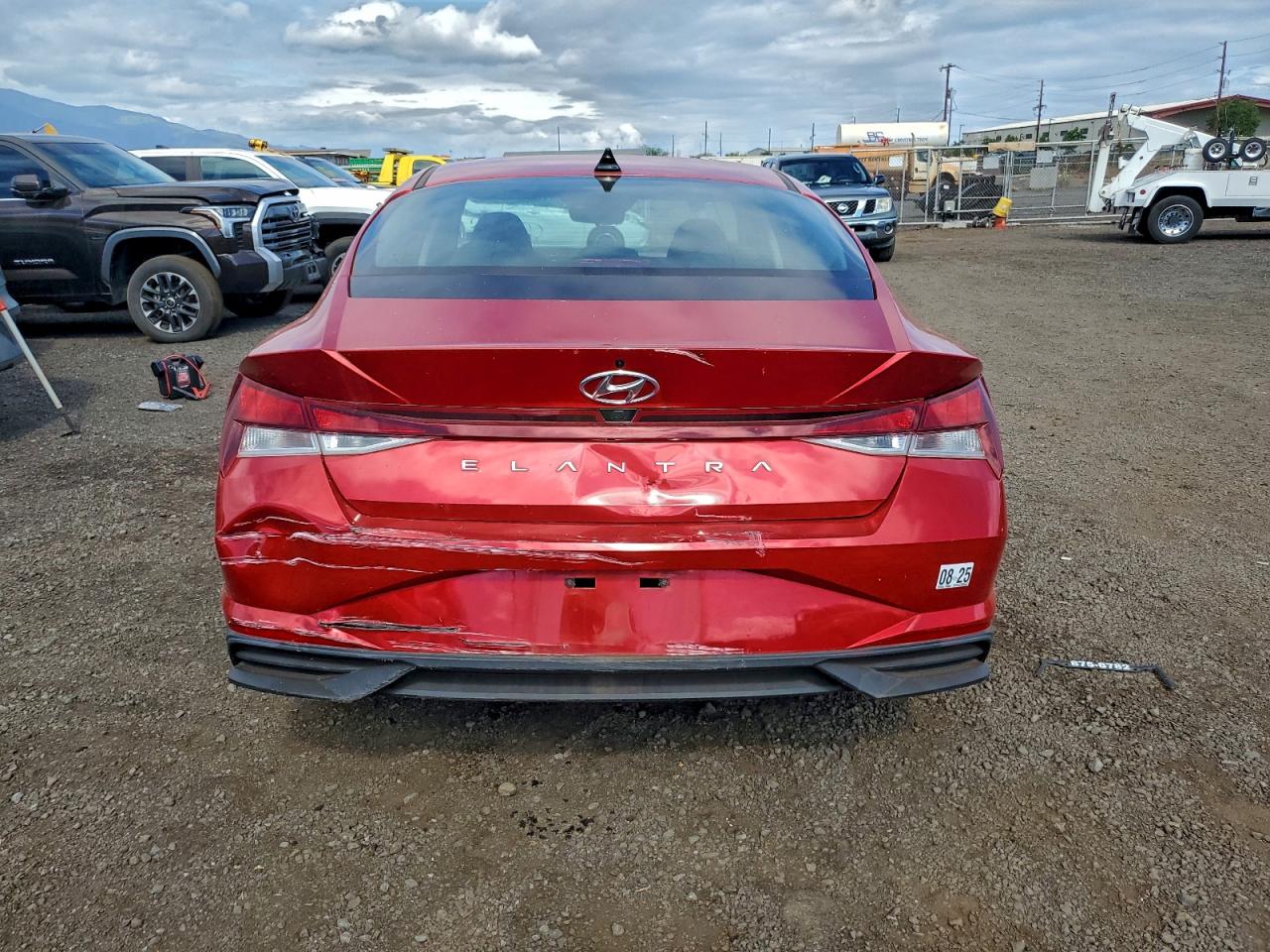2022 HYUNDAI ELANTRA SEL photo 6