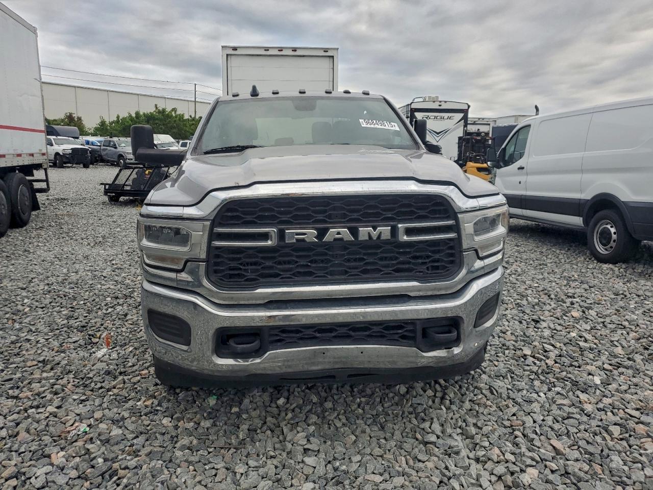 2022 RAM 3500 BIG HORN/LONE STAR photo 5