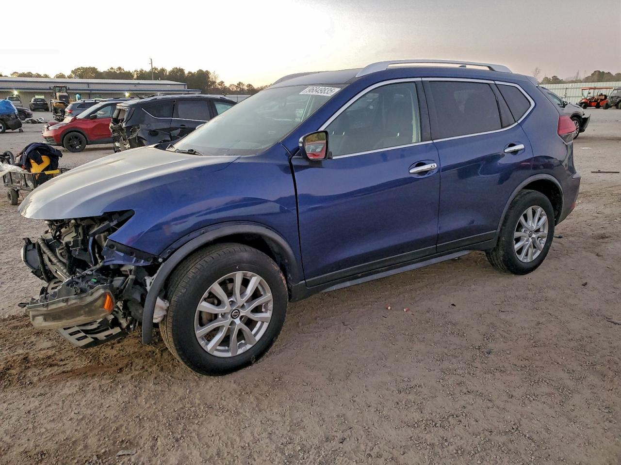 2017 NISSAN ROGUE