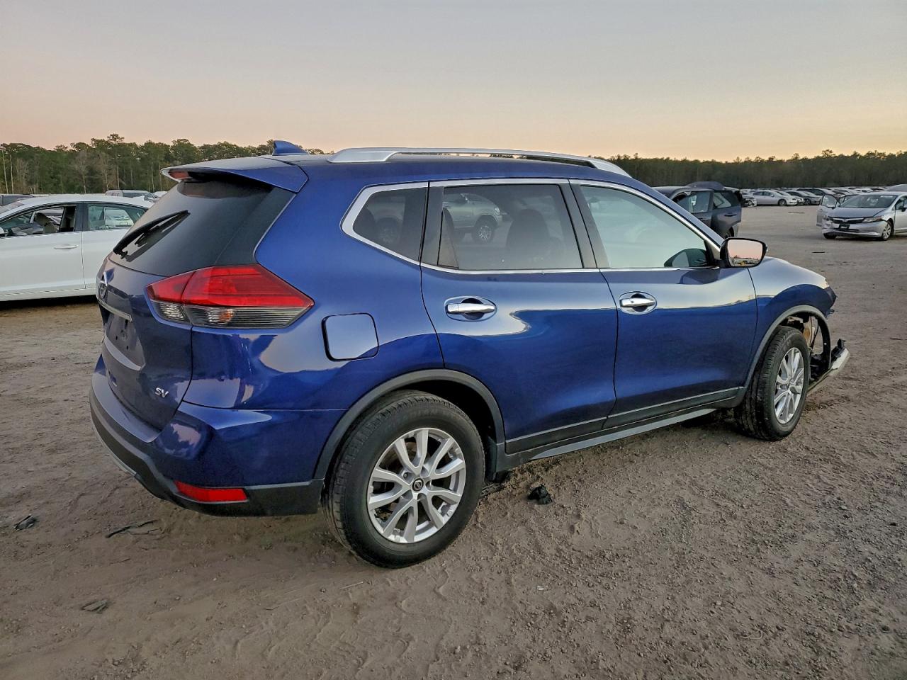2017 NISSAN ROGUE S photo 3