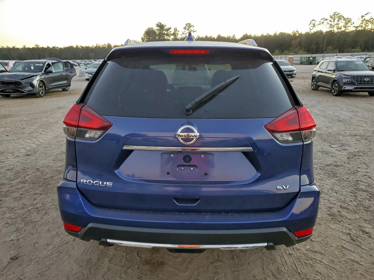 2017 NISSAN ROGUE S photo 6