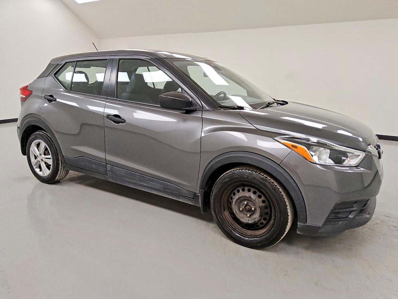 2020 NISSAN KICKS S photo 4