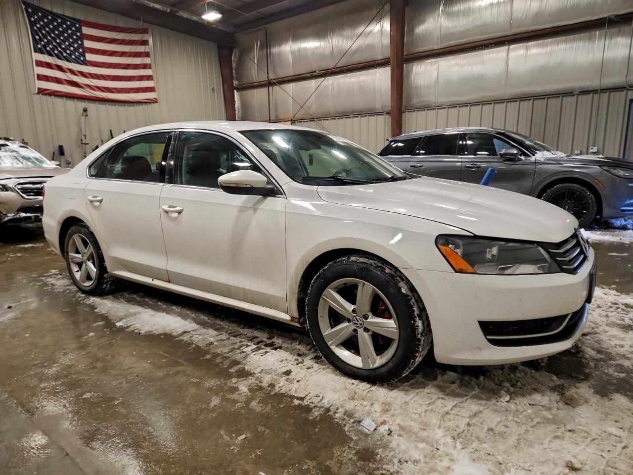 2012 VOLKSWAGEN PASSAT SE photo 4
