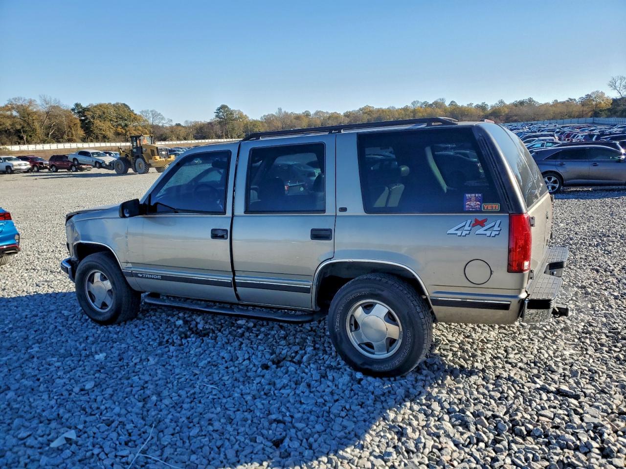 1999 CHEVROLET TAHOE K1500 photo 2