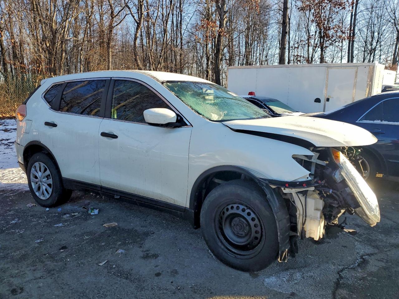 2016 NISSAN ROGUE S photo 4