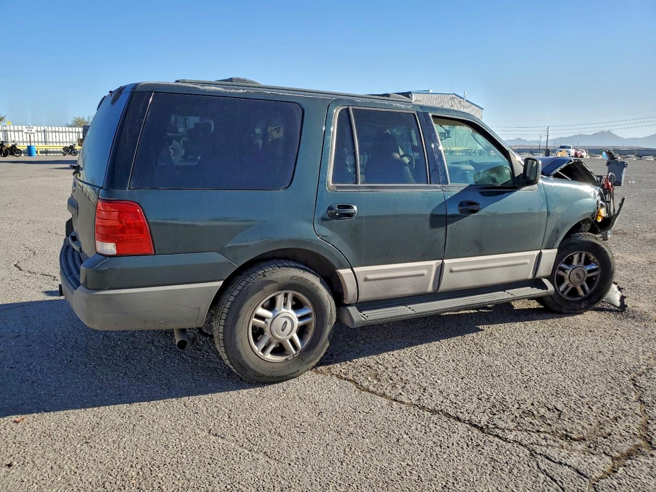 2003 FORD EXPEDITION XLT photo 3