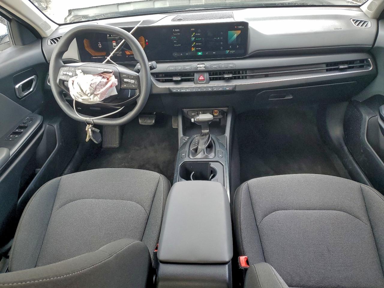 2025 KIA K4 LX photo 8