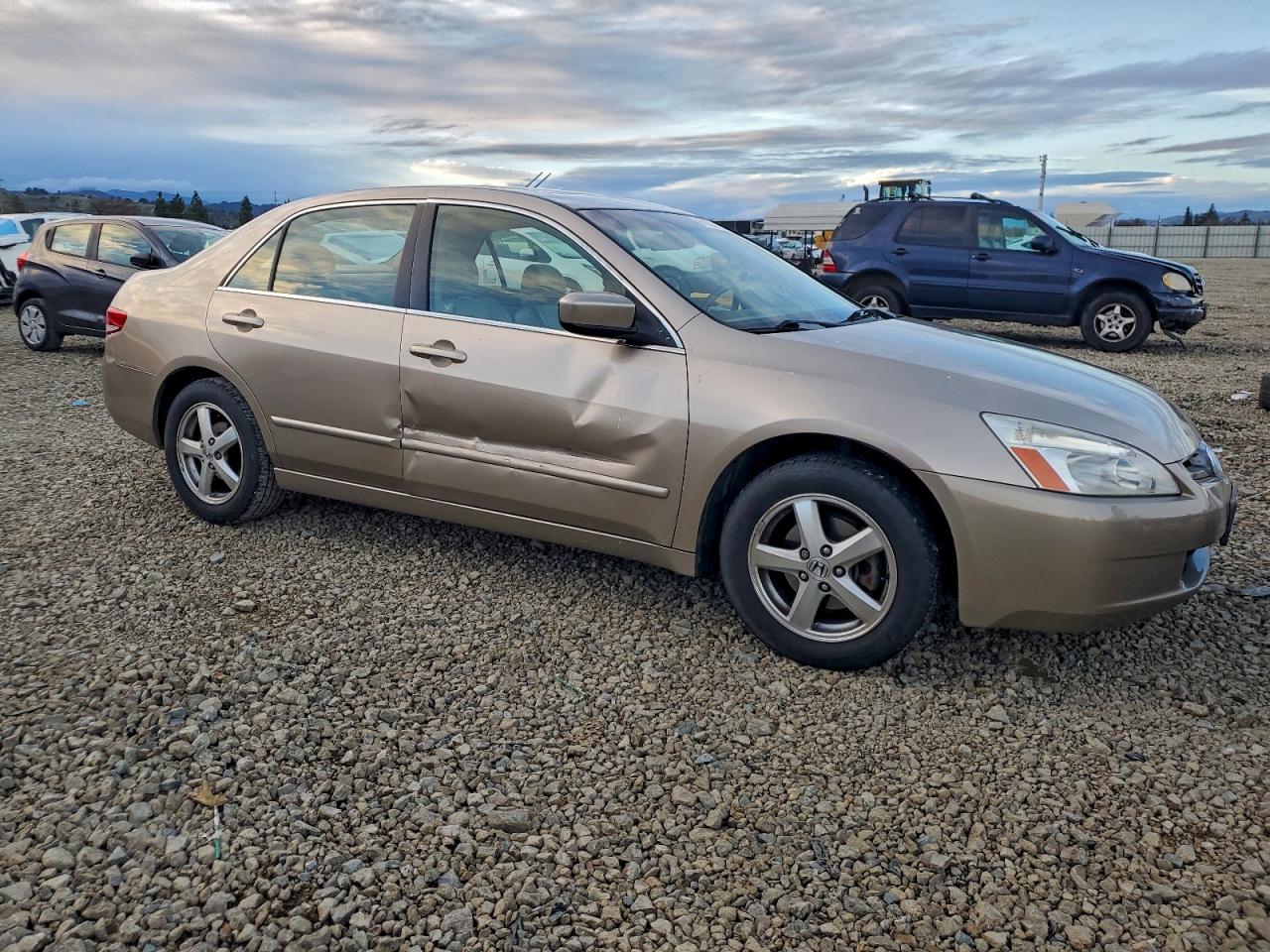 2004 HONDA ACCORD EX photo 4