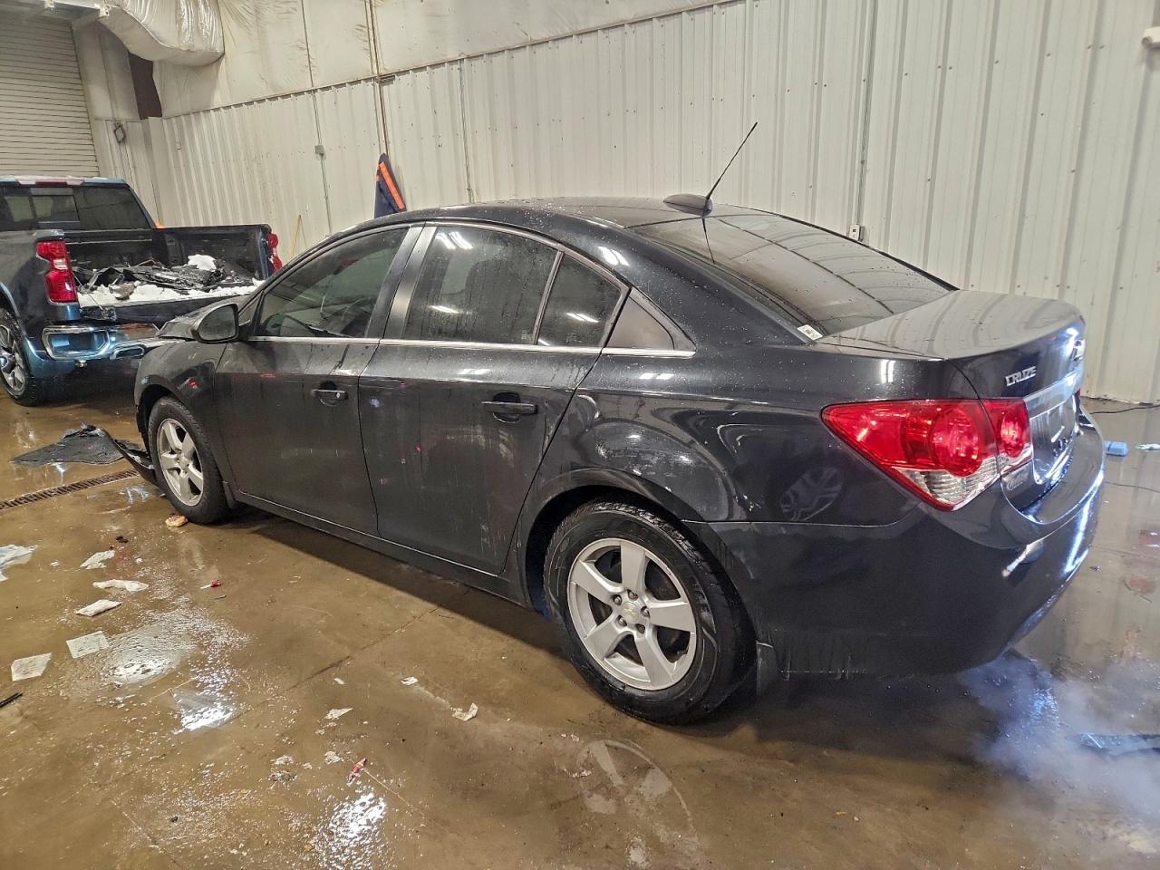 2016 CHEVROLET CRUZE LIMITED LT photo 2