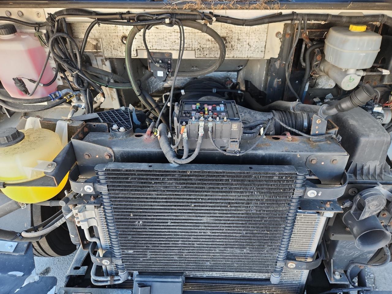2021 FORD F59 photo 12