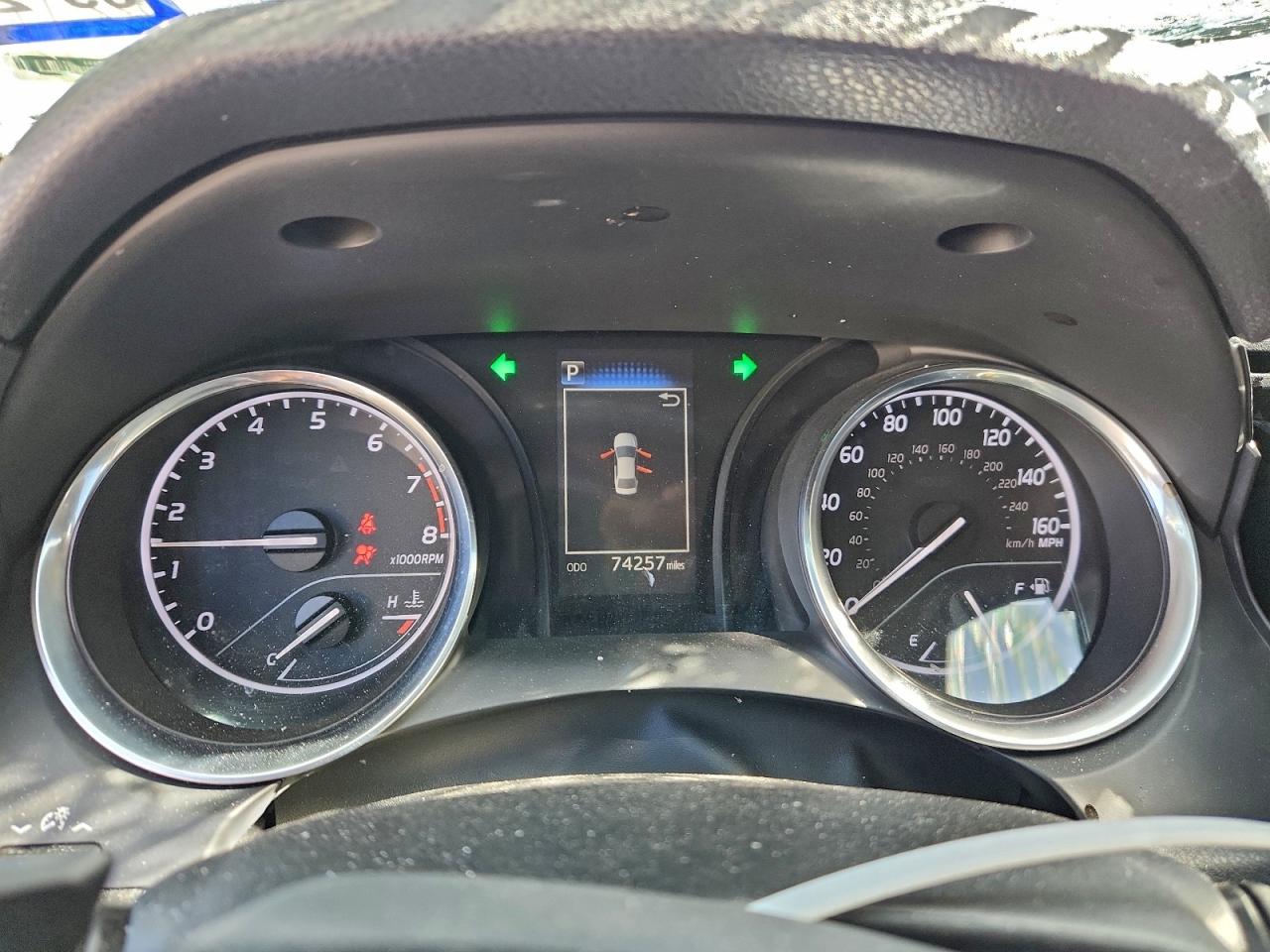 2018 TOYOTA CAMRY L photo 9