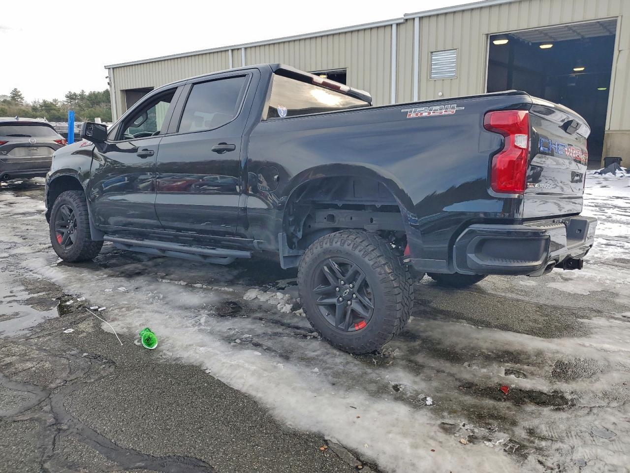 2021 CHEVROLET SILVERADO K1500 TRAIL BOSS CUSTOM photo 2