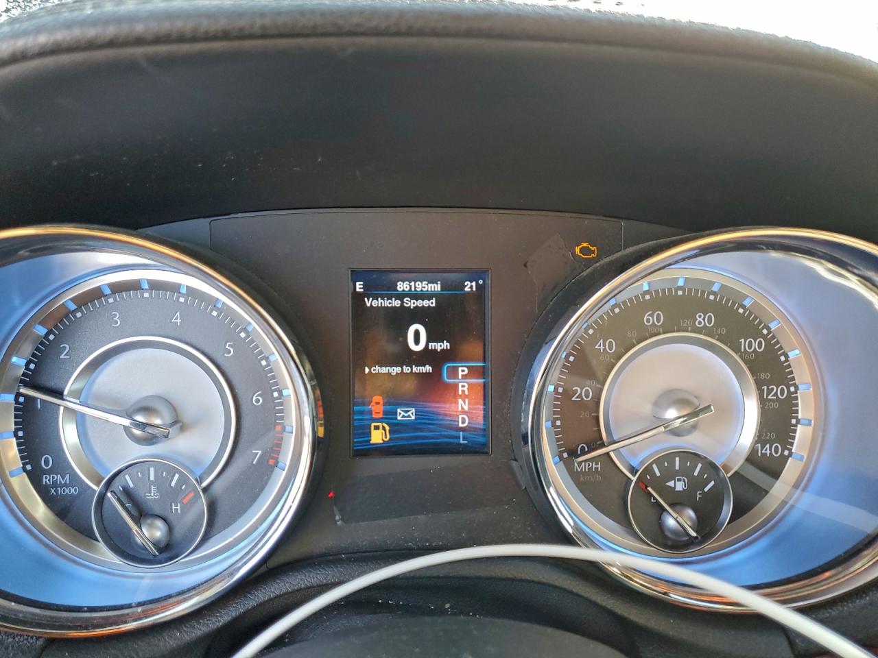 2014 CHRYSLER 300 photo 9