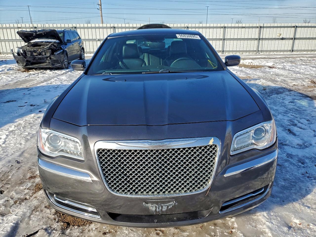 2014 CHRYSLER 300 photo 5