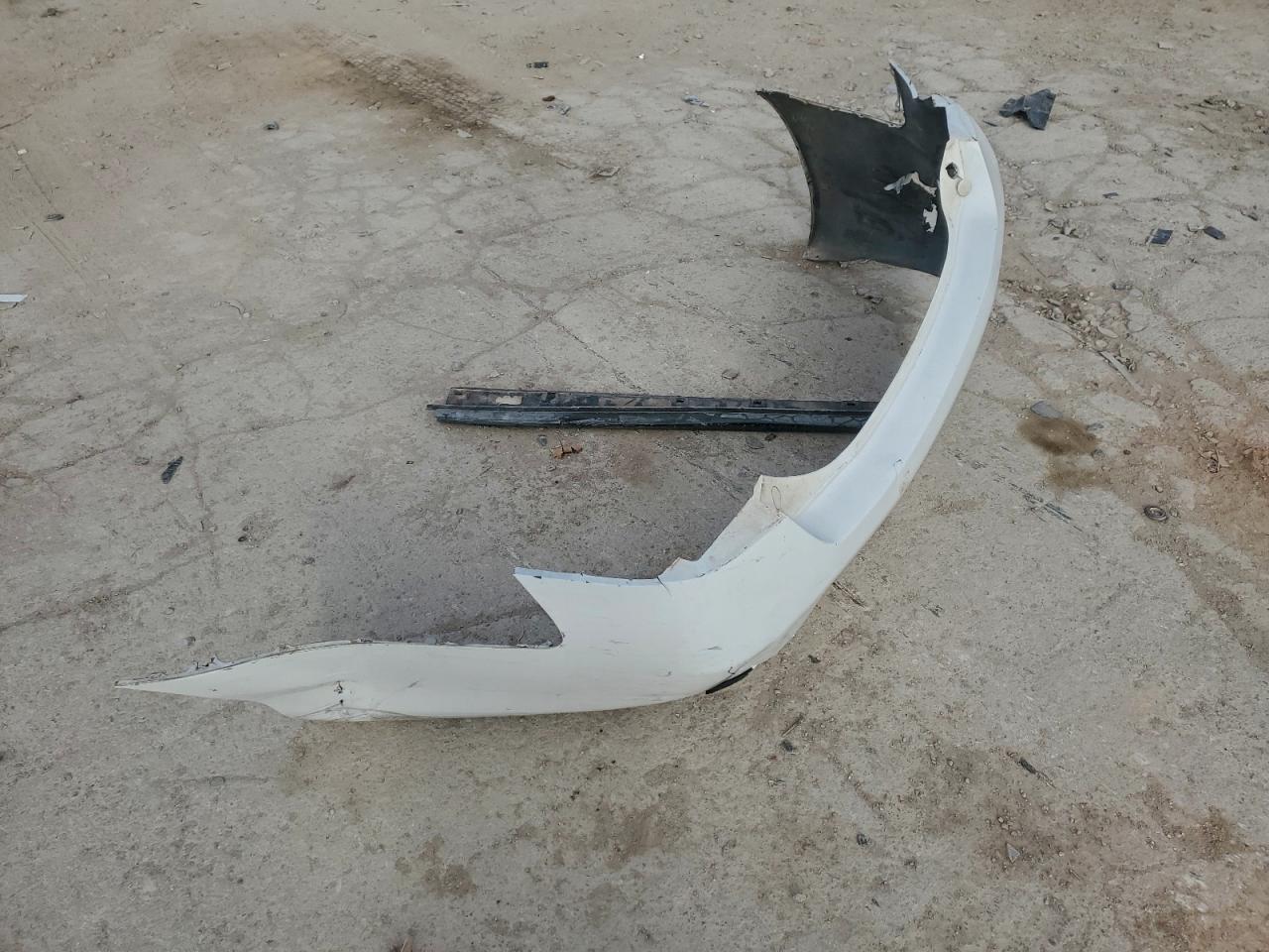 2011 TOYOTA CAMRY BASE photo 12