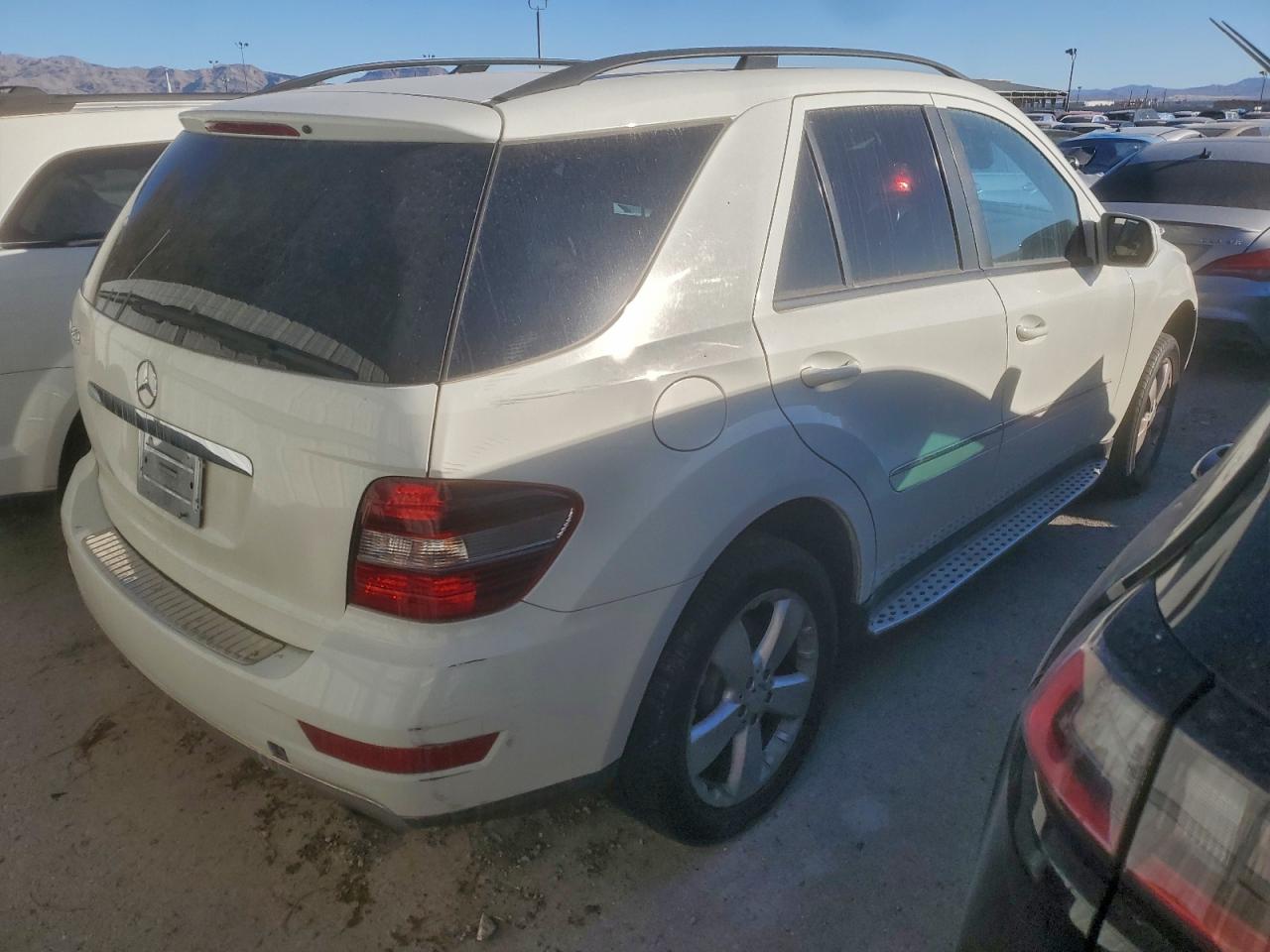 2009 MERCEDES-BENZ ML 350 photo 3