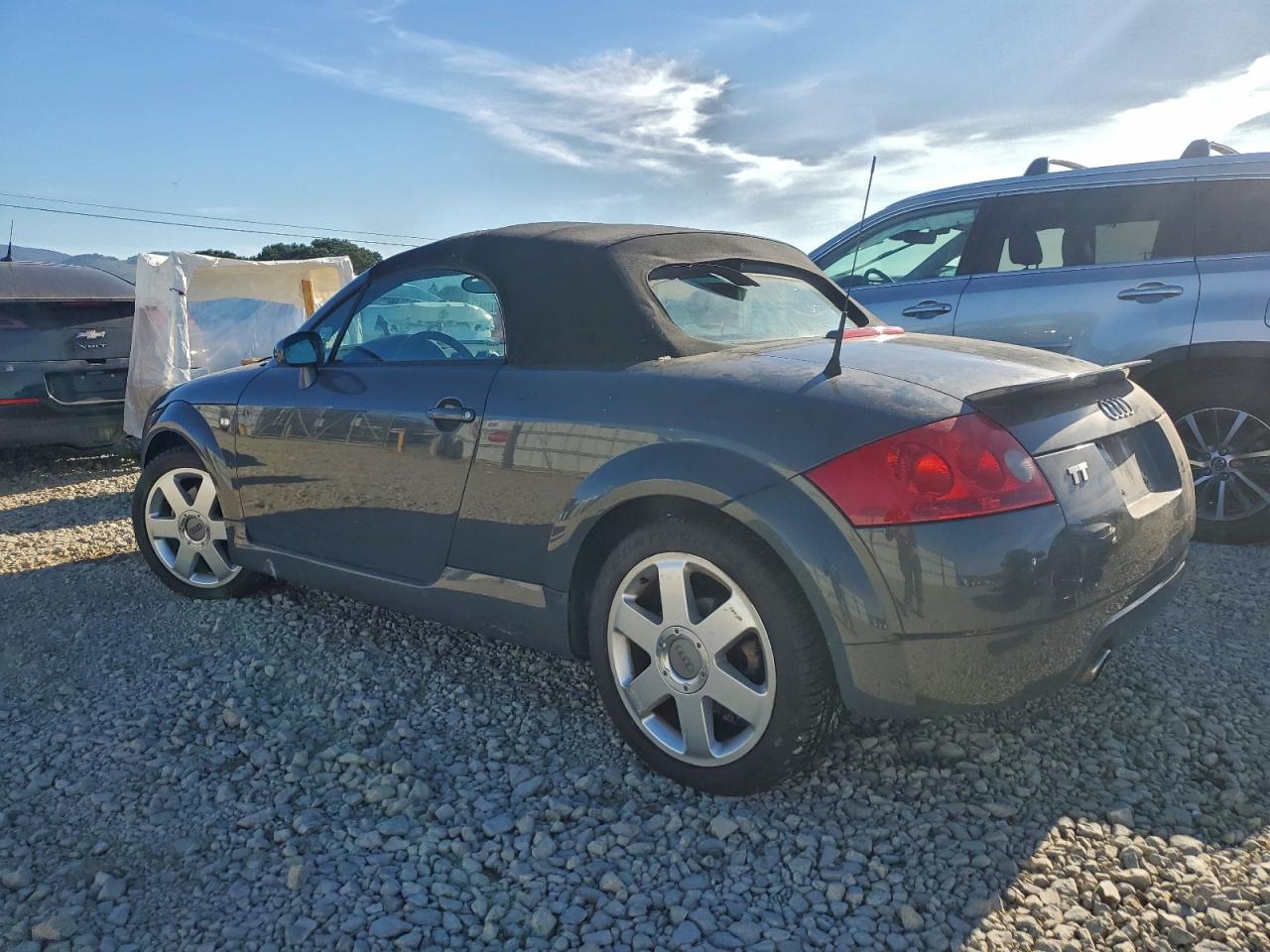 2001 AUDI TT photo 2