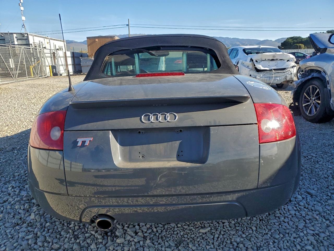 2001 AUDI TT photo 6