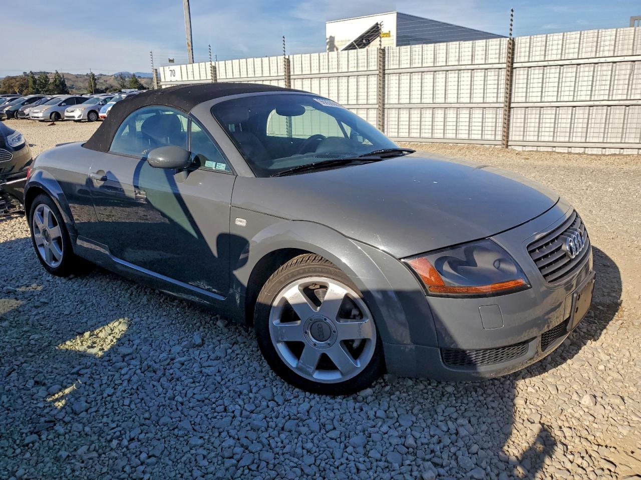 2001 AUDI TT photo 4
