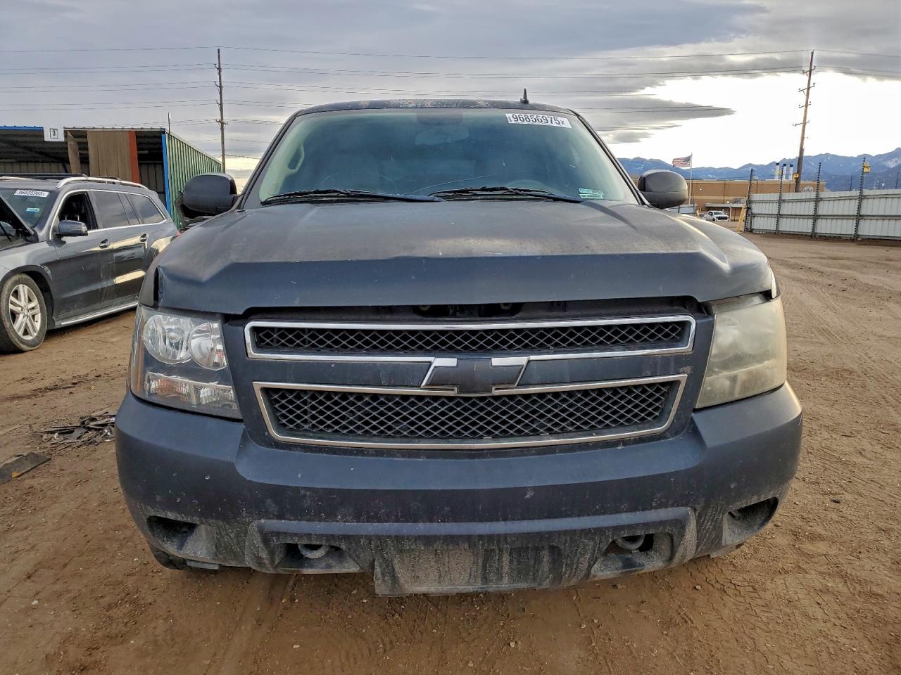 2011 CHEVROLET TAHOE photo 5