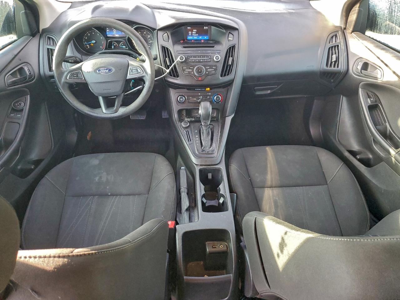 2017 FORD FOCUS S photo 8