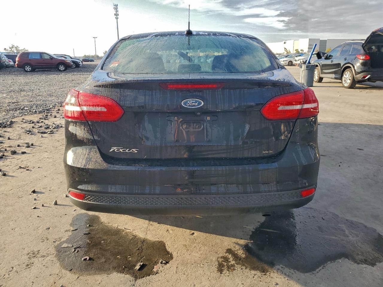 2017 FORD FOCUS S photo 6