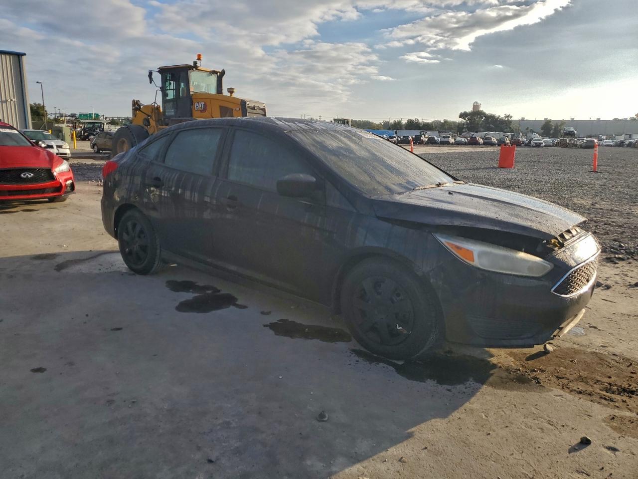 2017 FORD FOCUS S photo 4