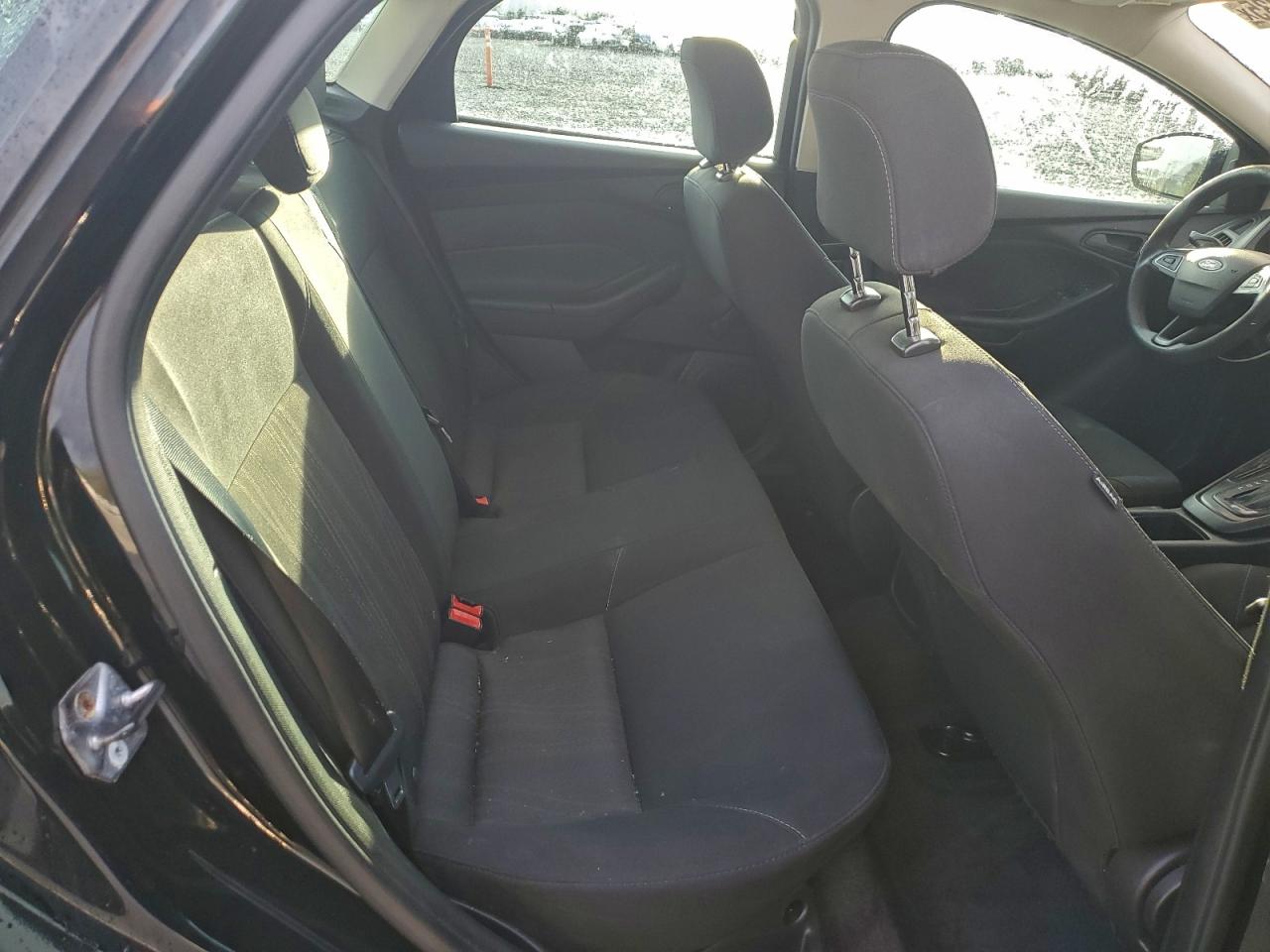2017 FORD FOCUS S photo 10