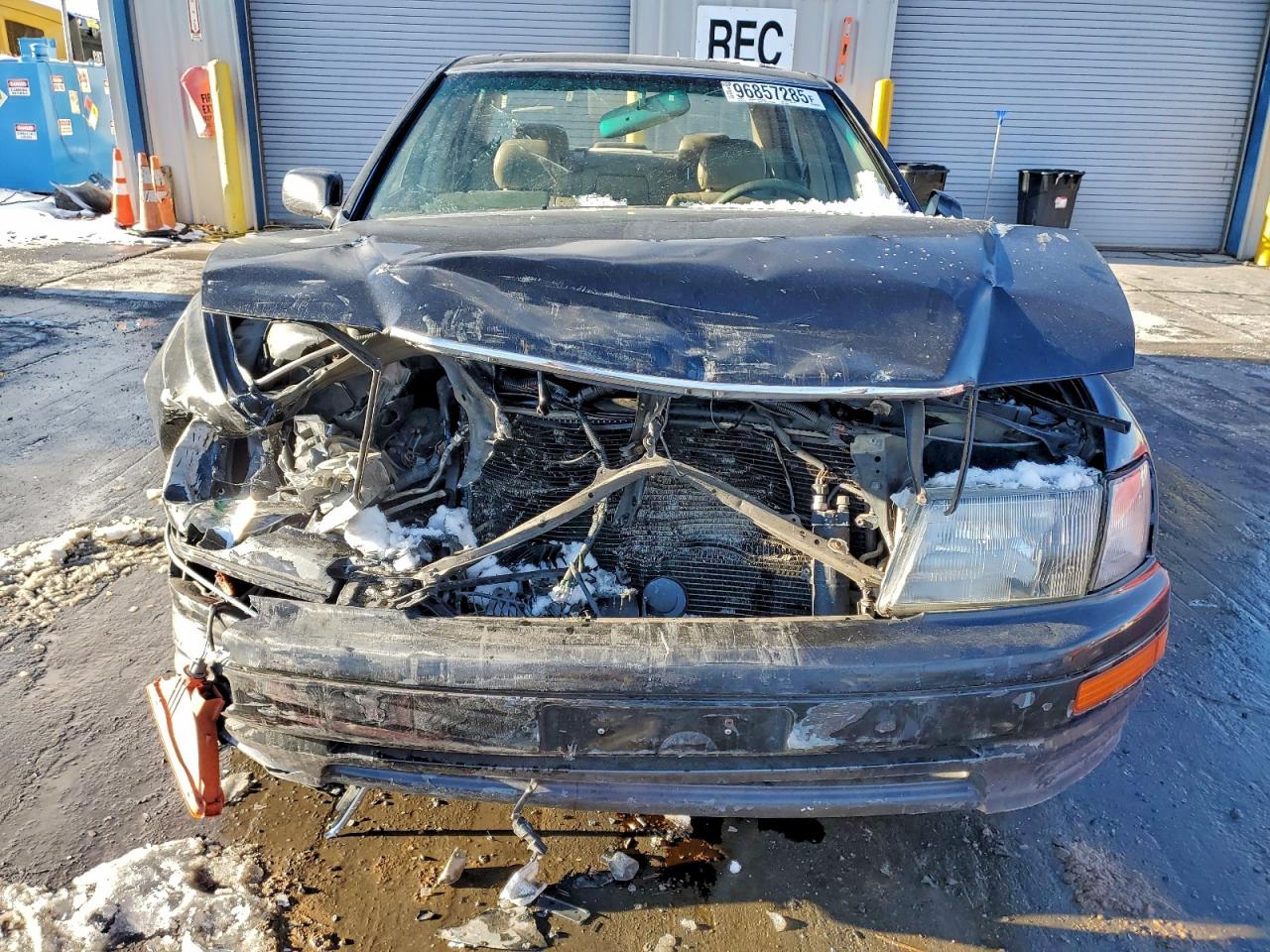 1996 LEXUS LS 400 photo 5