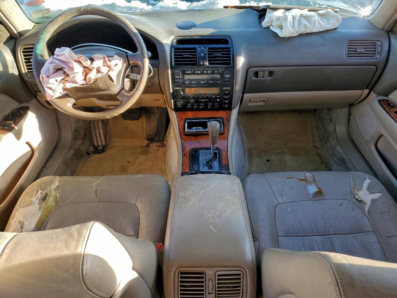 1996 LEXUS LS 400 photo 8