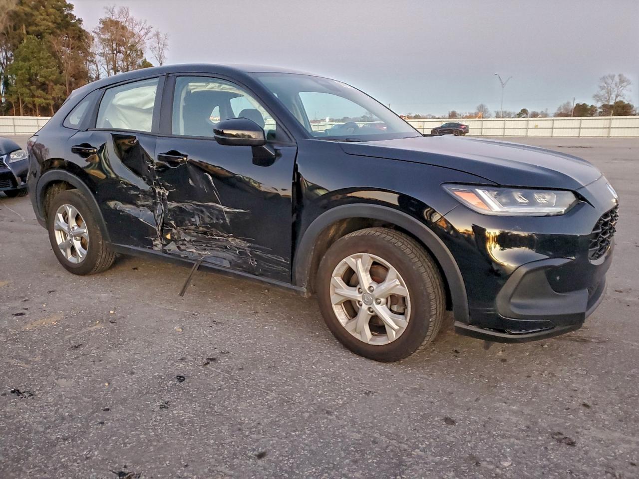 2024 HONDA HR-V LX photo 4