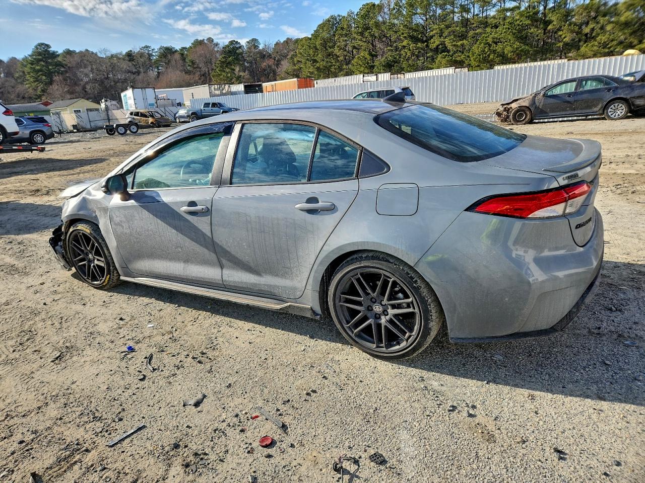 2022 TOYOTA COROLLA SE photo 2