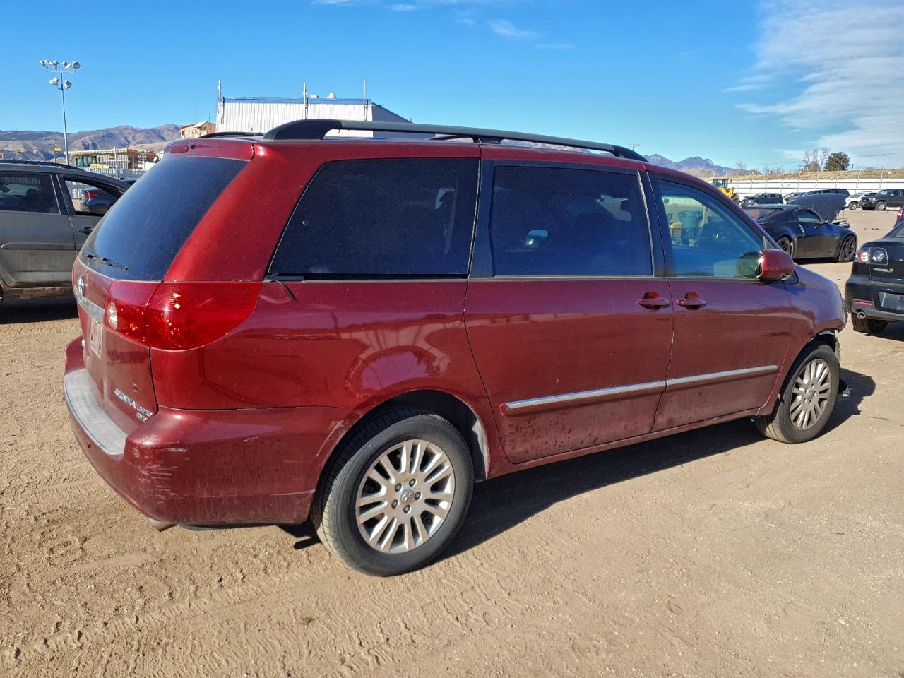 2007 TOYOTA SIENNA XLE photo 3