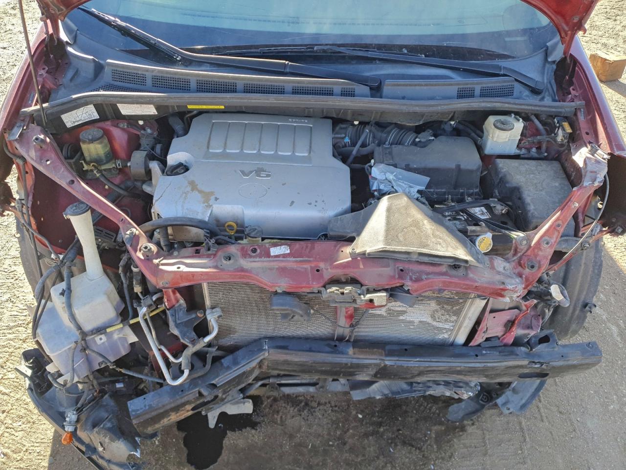 2007 TOYOTA SIENNA XLE photo 12