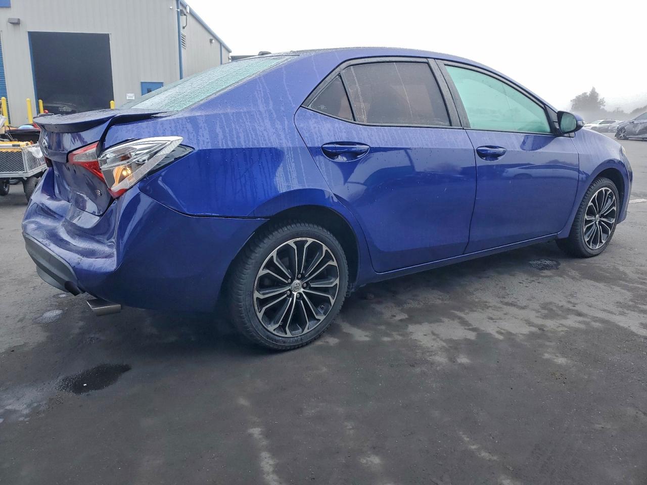 2014 TOYOTA COROLLA L photo 3