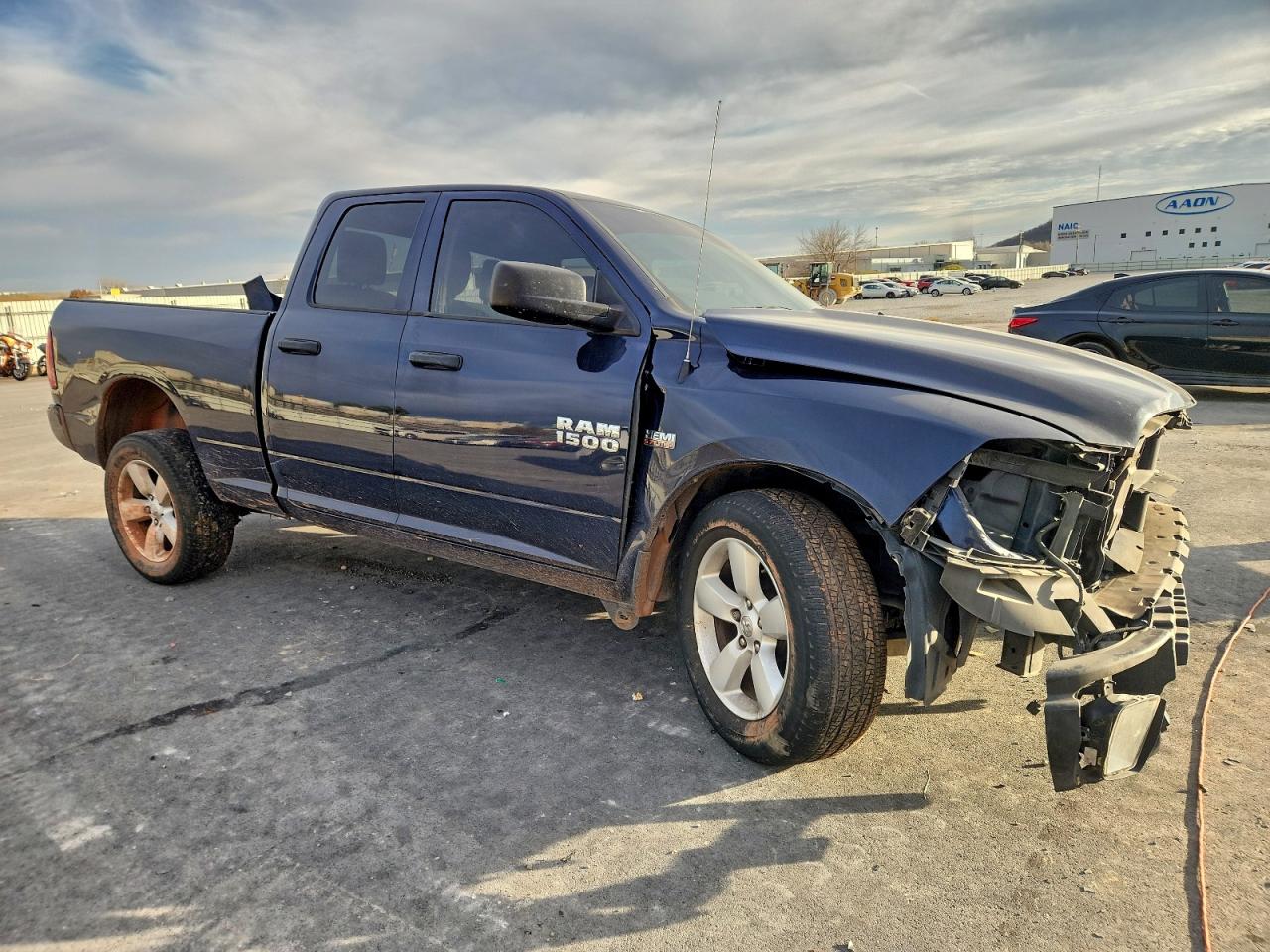 2015 RAM 1500 ST photo 4