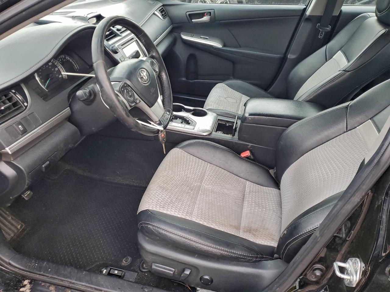 2012 TOYOTA CAMRY BASE photo 7