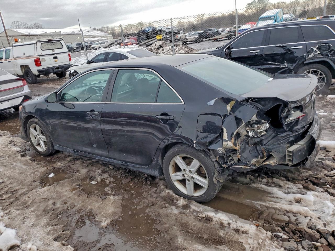 2012 TOYOTA CAMRY BASE photo 2