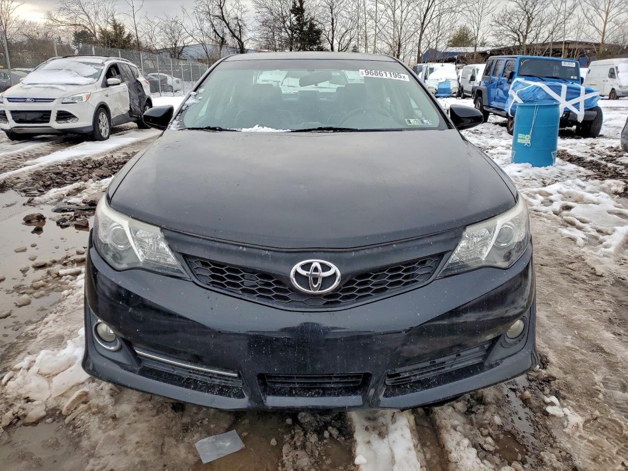 2012 TOYOTA CAMRY BASE photo 5