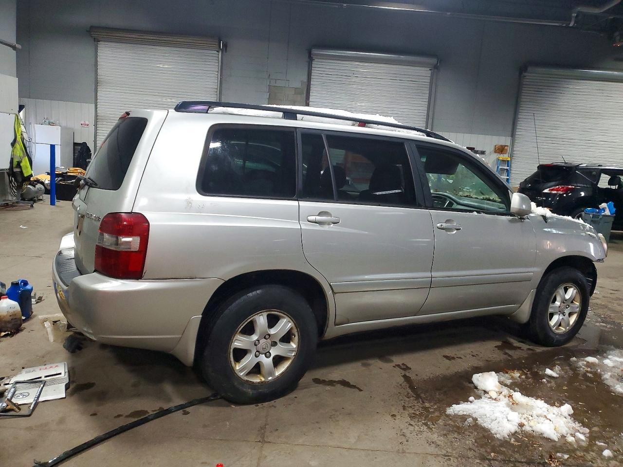 2006 TOYOTA HIGHLANDER LIMITED photo 3