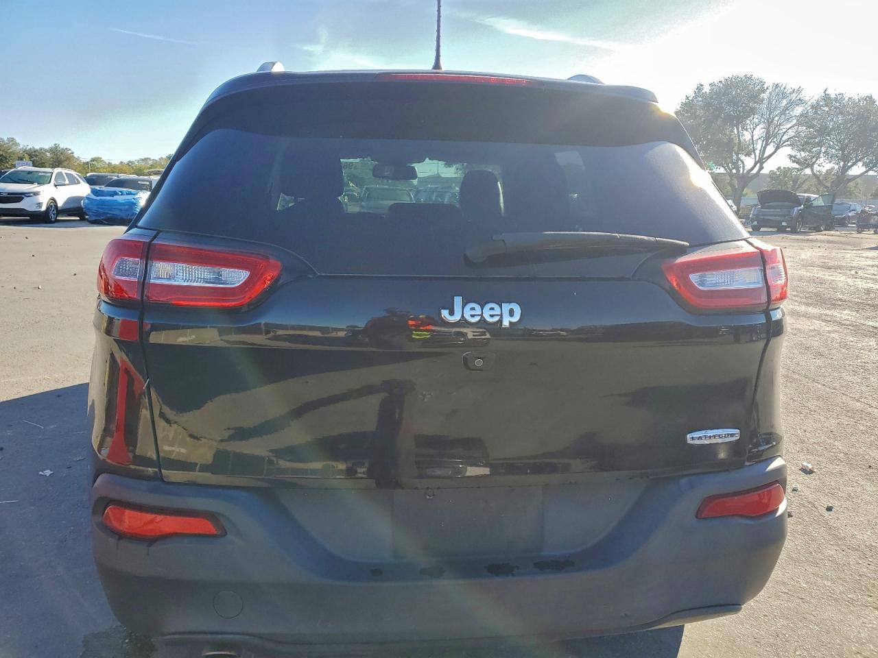 2018 JEEP CHEROKEE LATITUDE PLUS photo 6