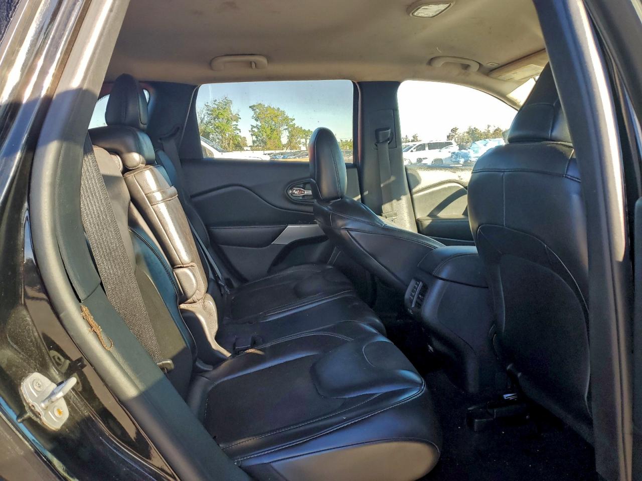 2018 JEEP CHEROKEE LATITUDE PLUS photo 11