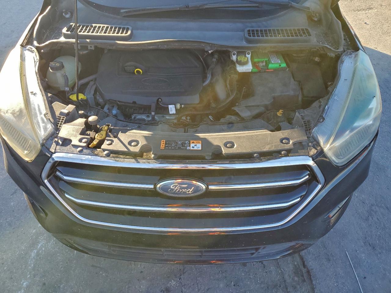 2017 FORD ESCAPE TITANIUM photo 12