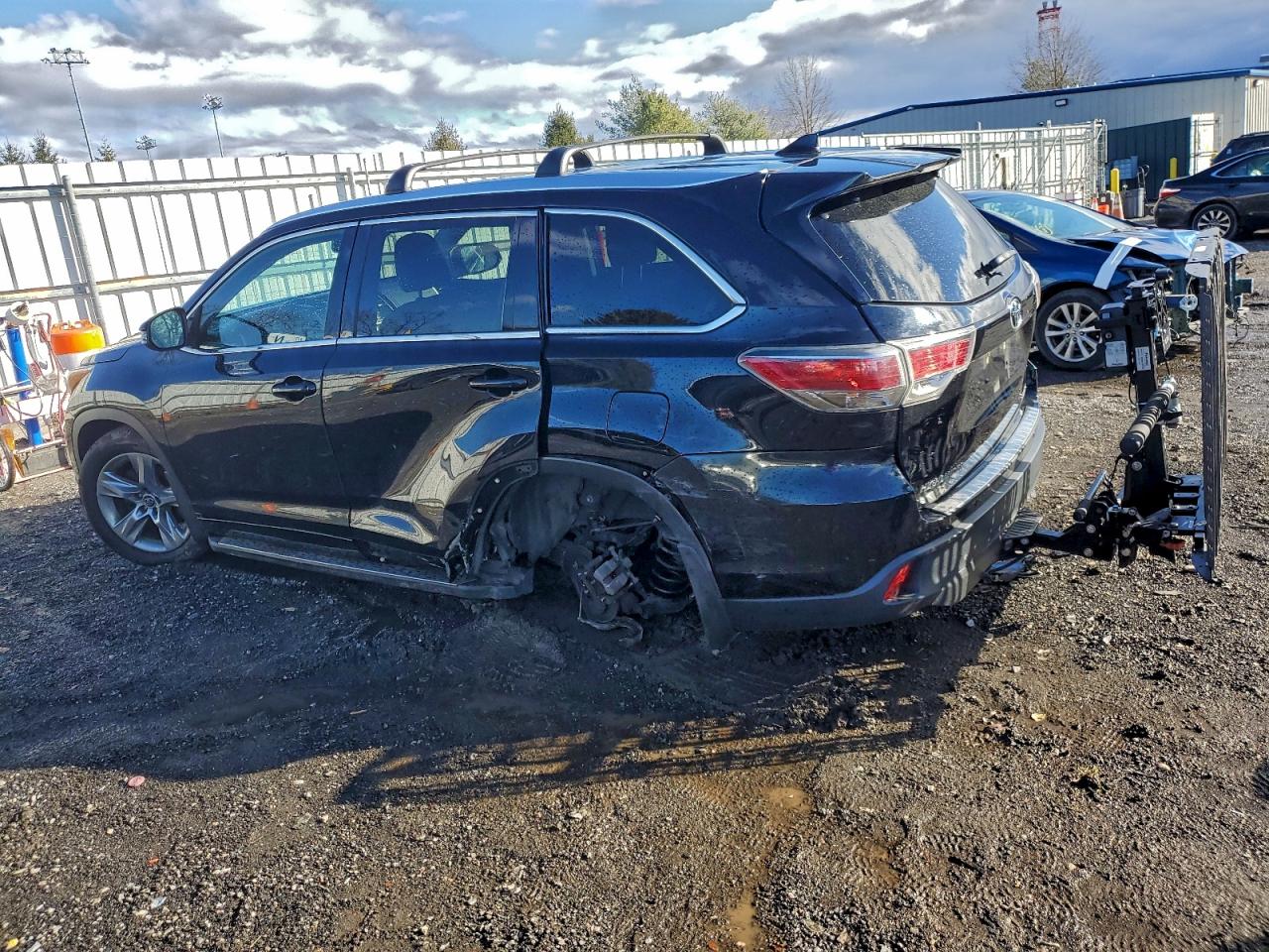 2016 TOYOTA HIGHLANDER LIMITED photo 2