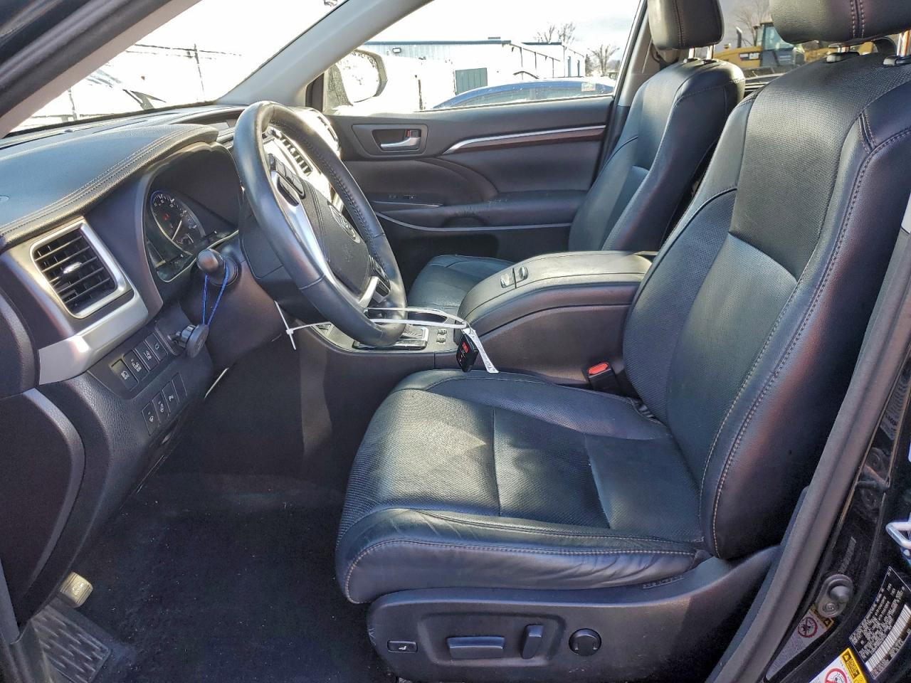 2016 TOYOTA HIGHLANDER LIMITED photo 7