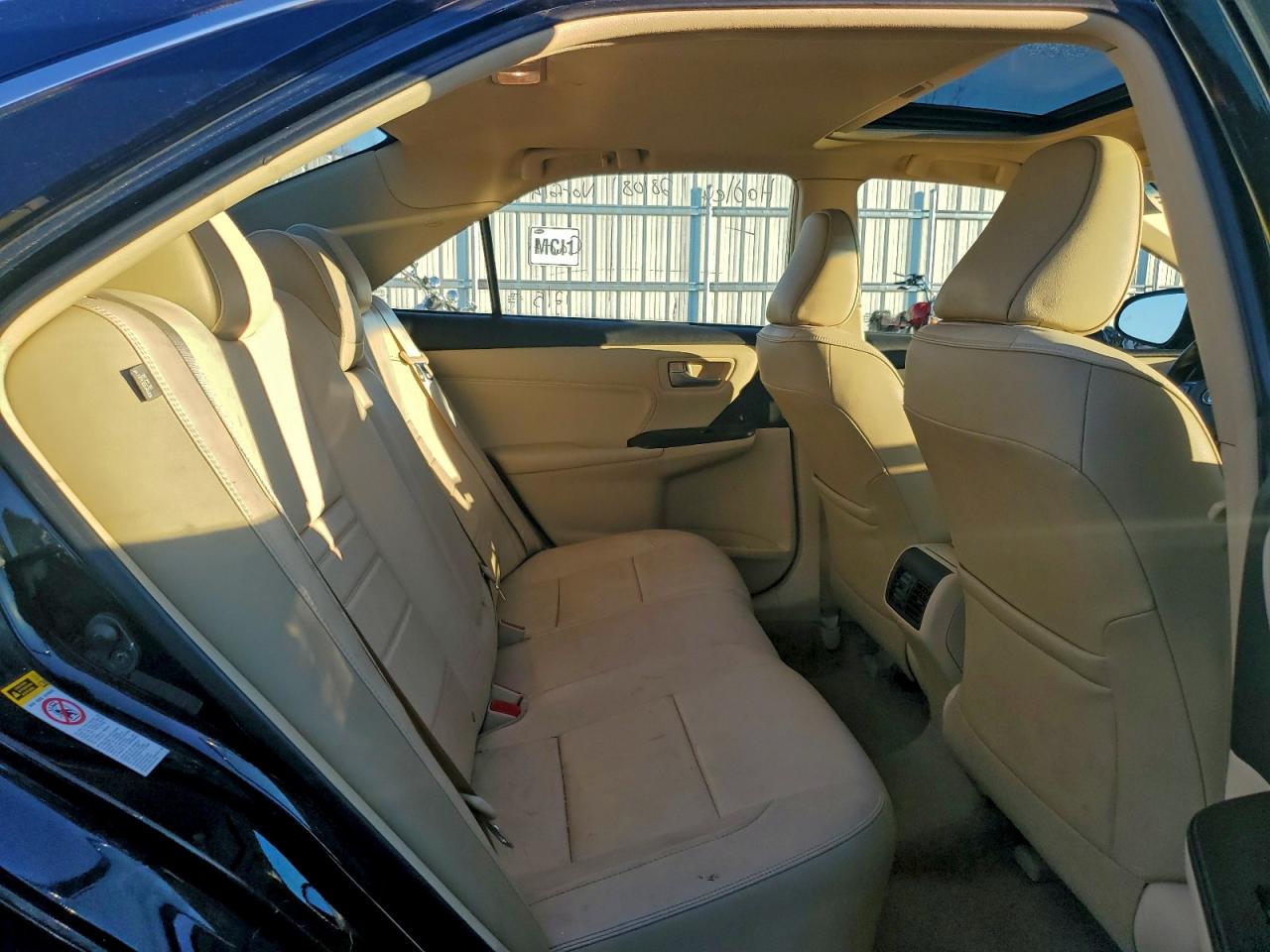 2016 TOYOTA CAMRY XSE photo 10