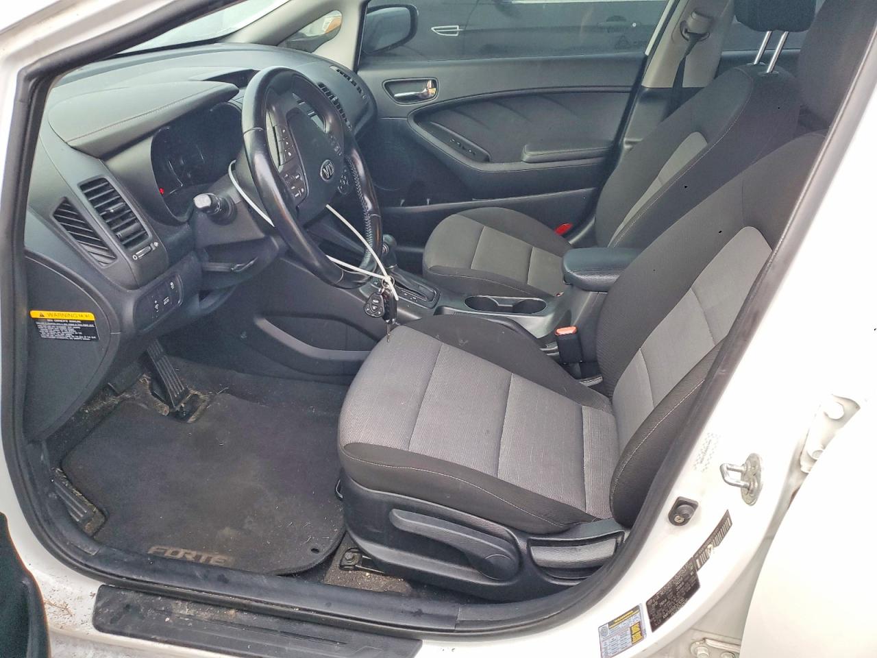 2014 KIA FORTE EX photo 7