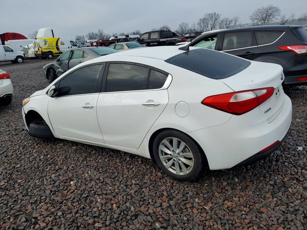 2014 KIA FORTE EX photo 2